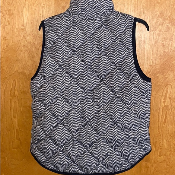 J. Crew black and white design Vest - Picture 4 of 4